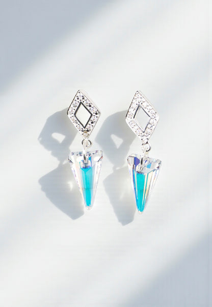 Aros Roma Baño de Oro Blanco Creado con Cristal Swarovski® Aurora Boreal