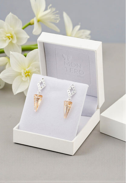 Aros Roma Baño de Oro Blanco Creado con Cristal Swarovski® Golden Shadow