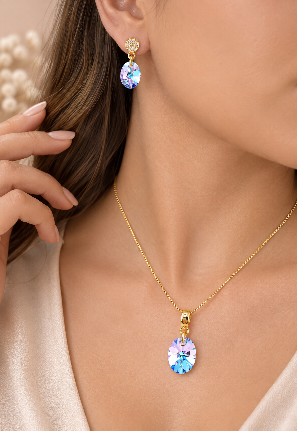 Conjunto Praga Gold 24K Cristal Swarovski® Vitral Light