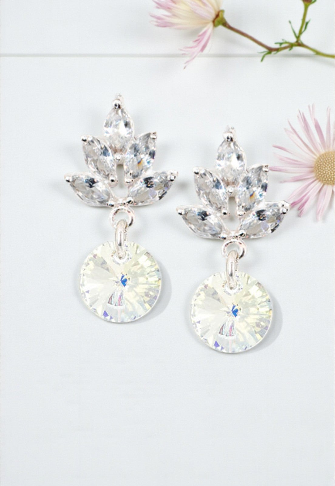 Aros Penelope Baño de Oro Blanco Cristal Genuino Aurora Boreal