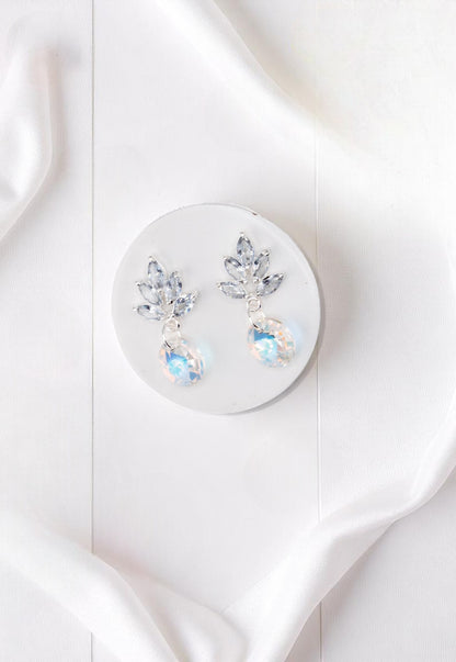 Aros Penelope Baño de Oro Blanco Cristal Genuino Aurora Boreal