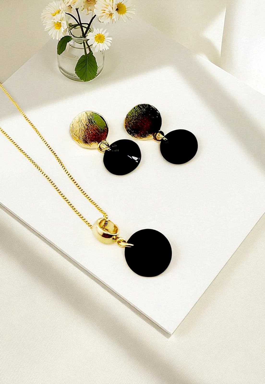 Conjunto Amelia Gold 24K Cristal Genuino Jet