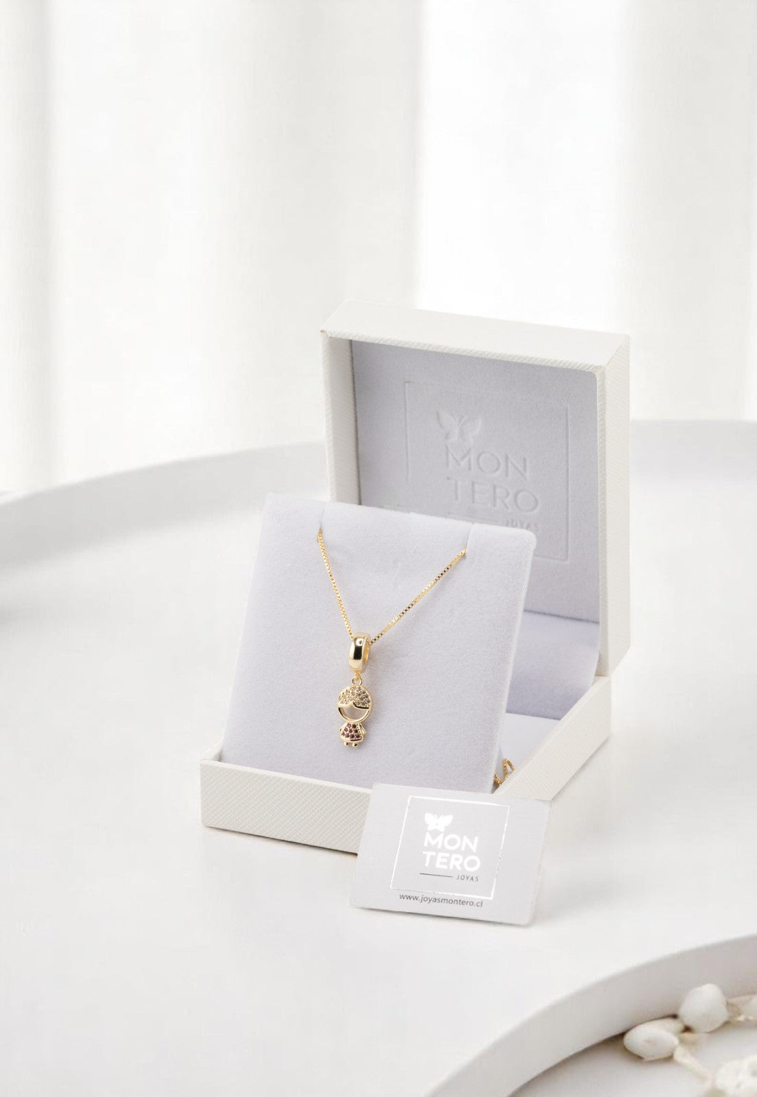 Collar Ignacia Gold Baño de Oro 24 k Microcircones