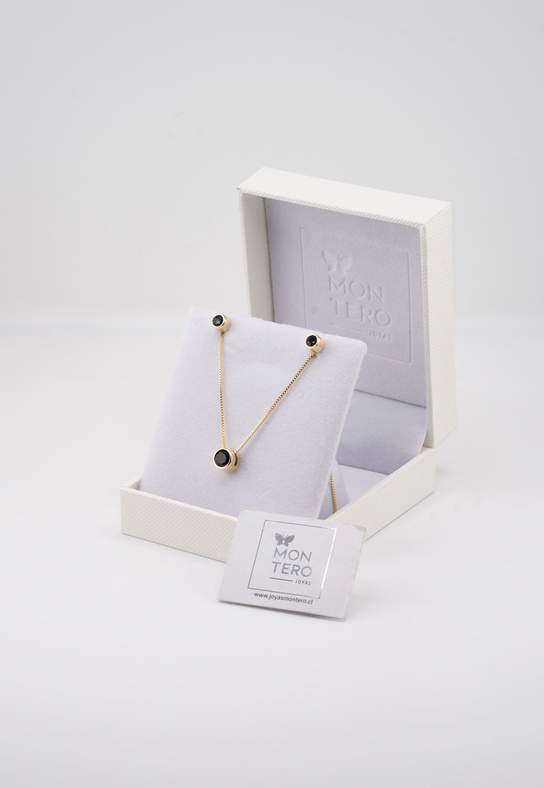 Conjunto Luciana Black Gold Baño de Oro 24k Circon Negro