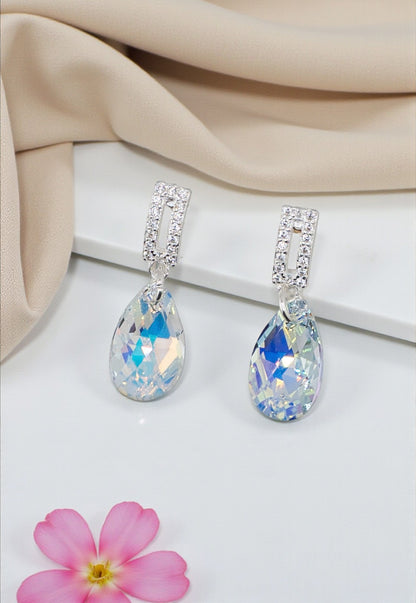 Aros Palermo Baño de Oro Blanco Creado con Cristal Swarovski® Aurora Boreal