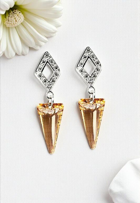 Aros Roma Baño de Oro Blanco Creado con Cristal Swarovski® Golden Shadow