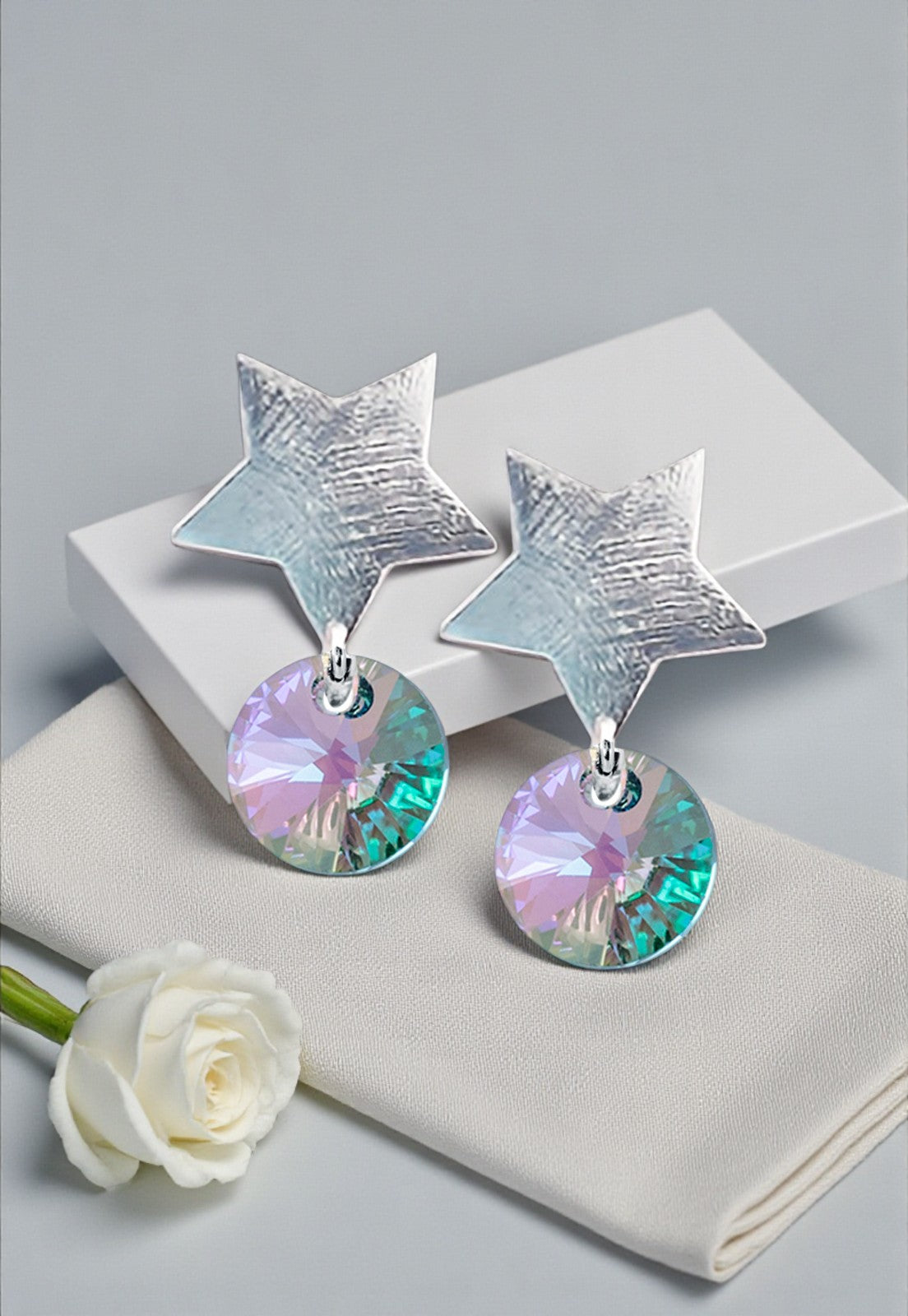 Aros Star Baño de Oro Blanco 24k Creado con Cristal Swarovski® Paradise Shine