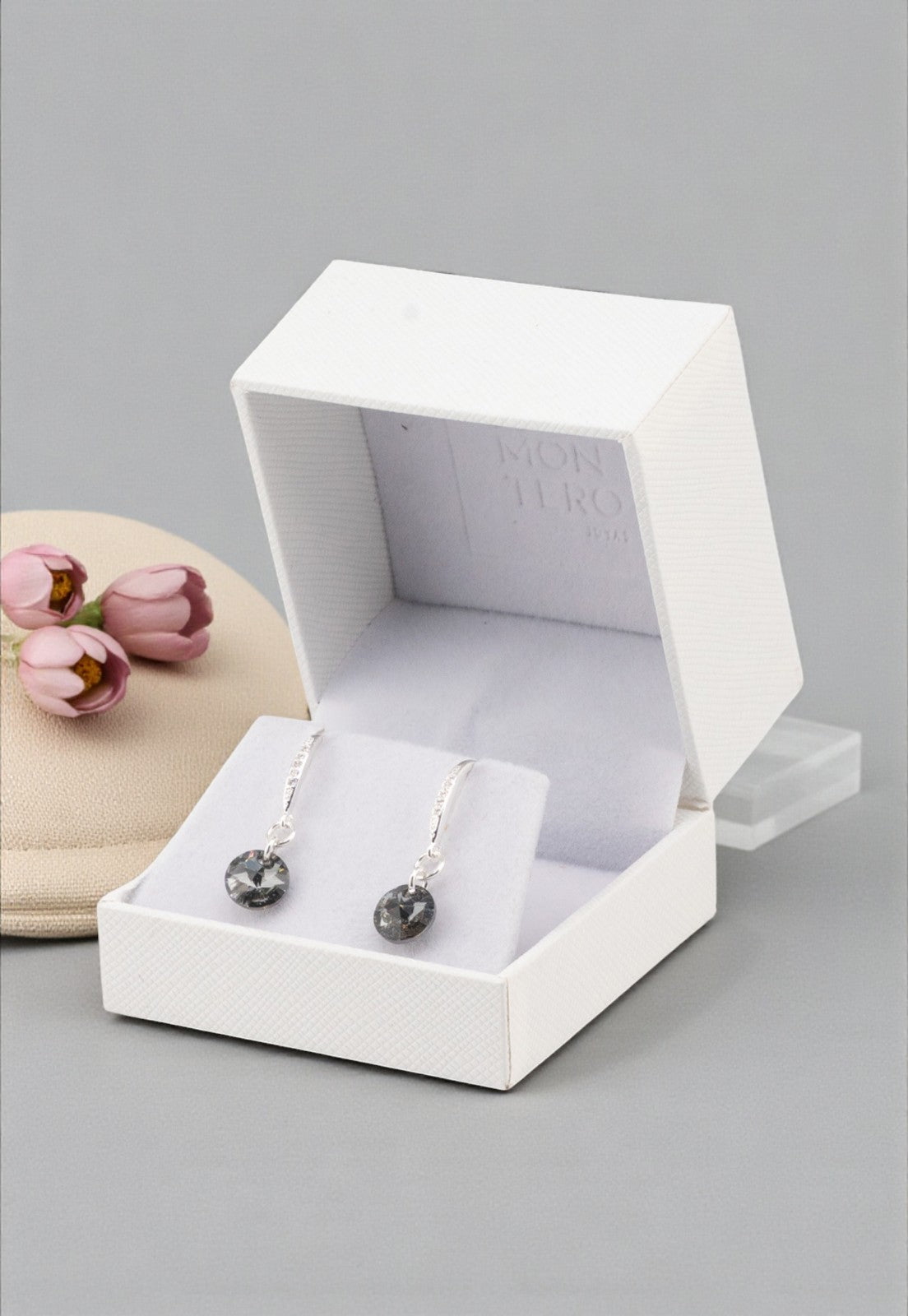 Aros Sofia Baño Oro Blanco Creado con Cristal Swarovski® Silver Night