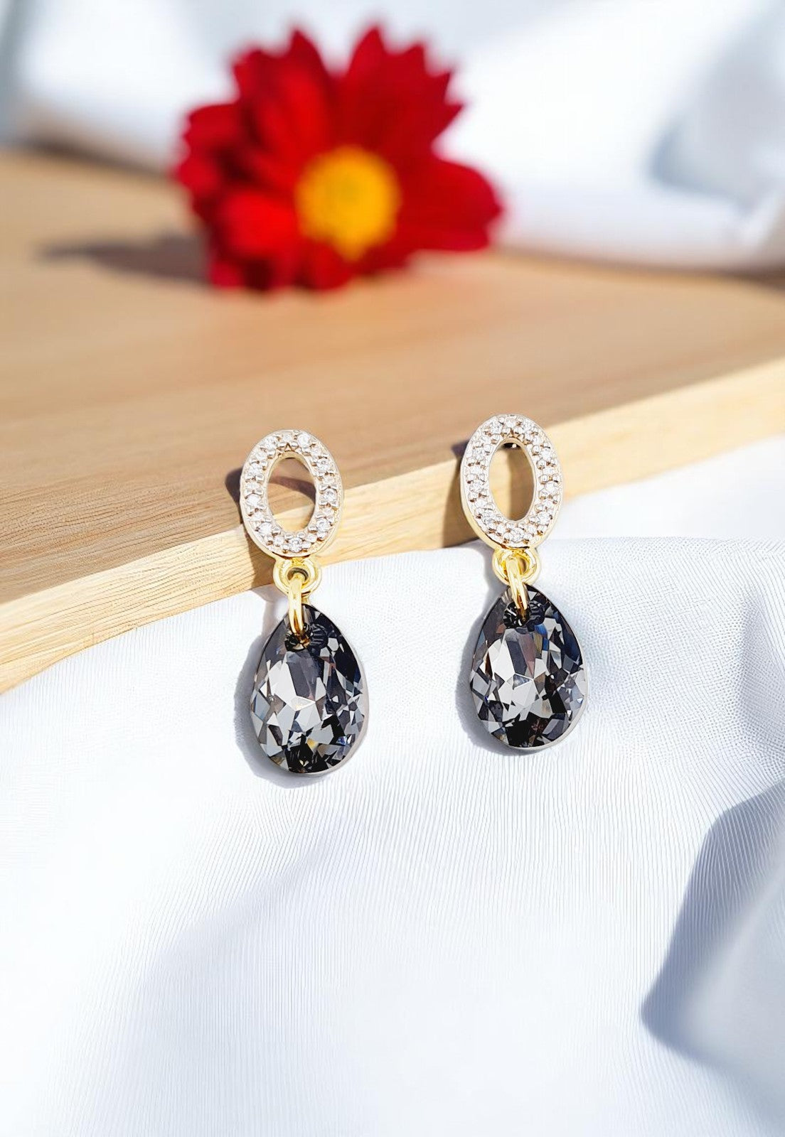 Aros Gota de Luz Gold 24K Cristal Genuino Silver Night