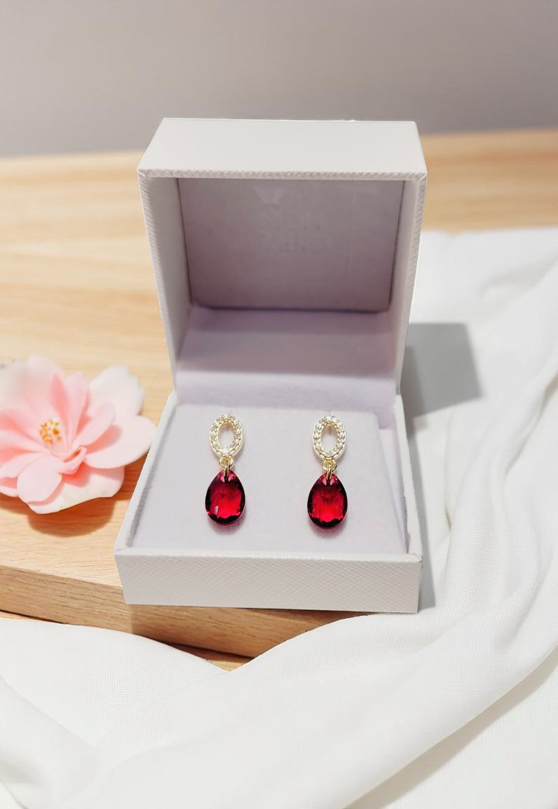 Aros Gota de Luz Gold 24K Cristal Genuino Scarleth