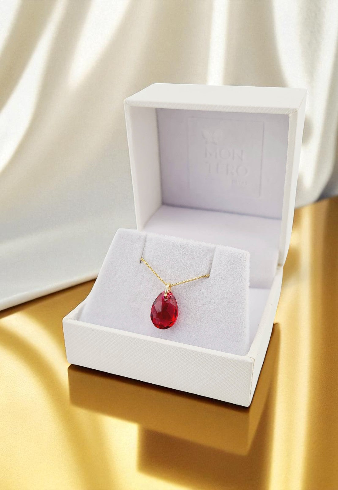 Collar Gota de Luz Gold 24K Cristal Genuino Scarlet