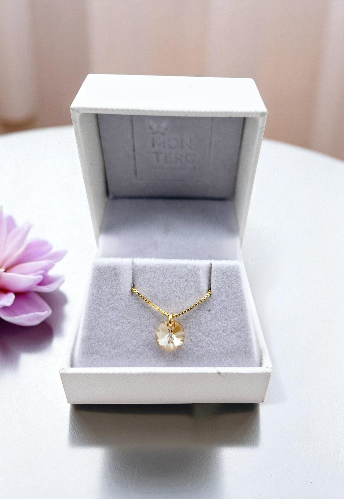 Collar Punto de Luz Gold 24k Cristal Genuino Golden Shadow