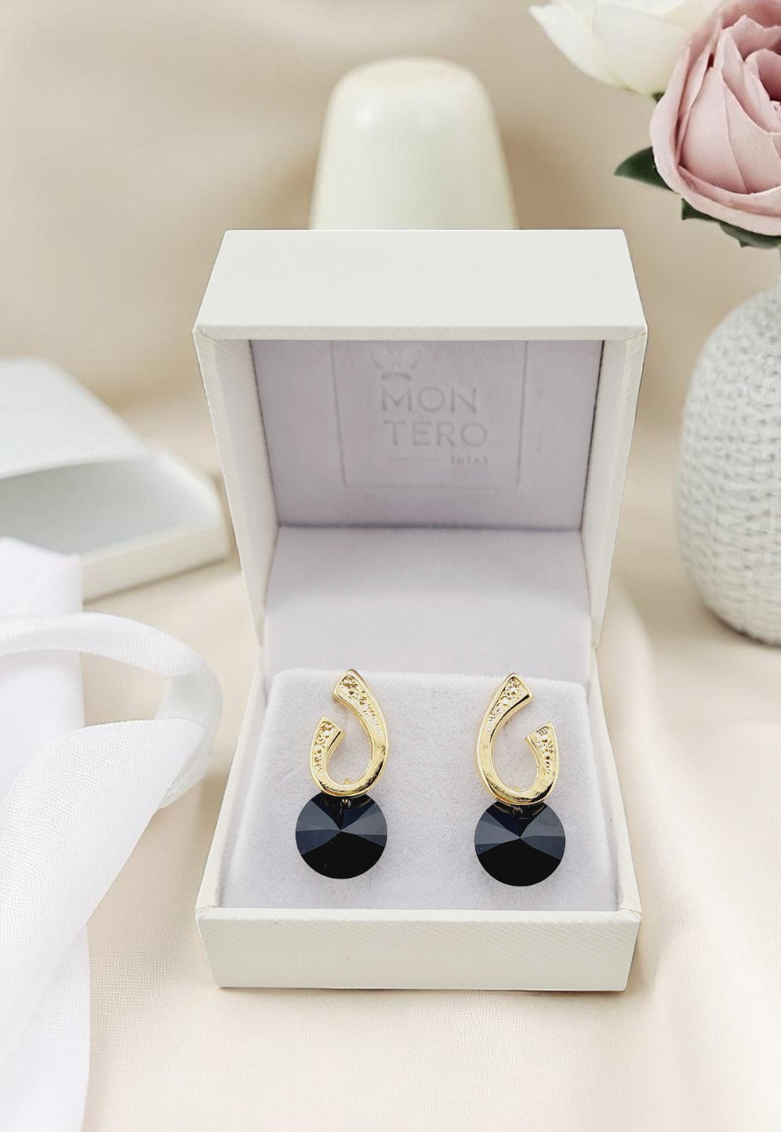 Aros Grace Gold 24K Cristal Genuino Jet