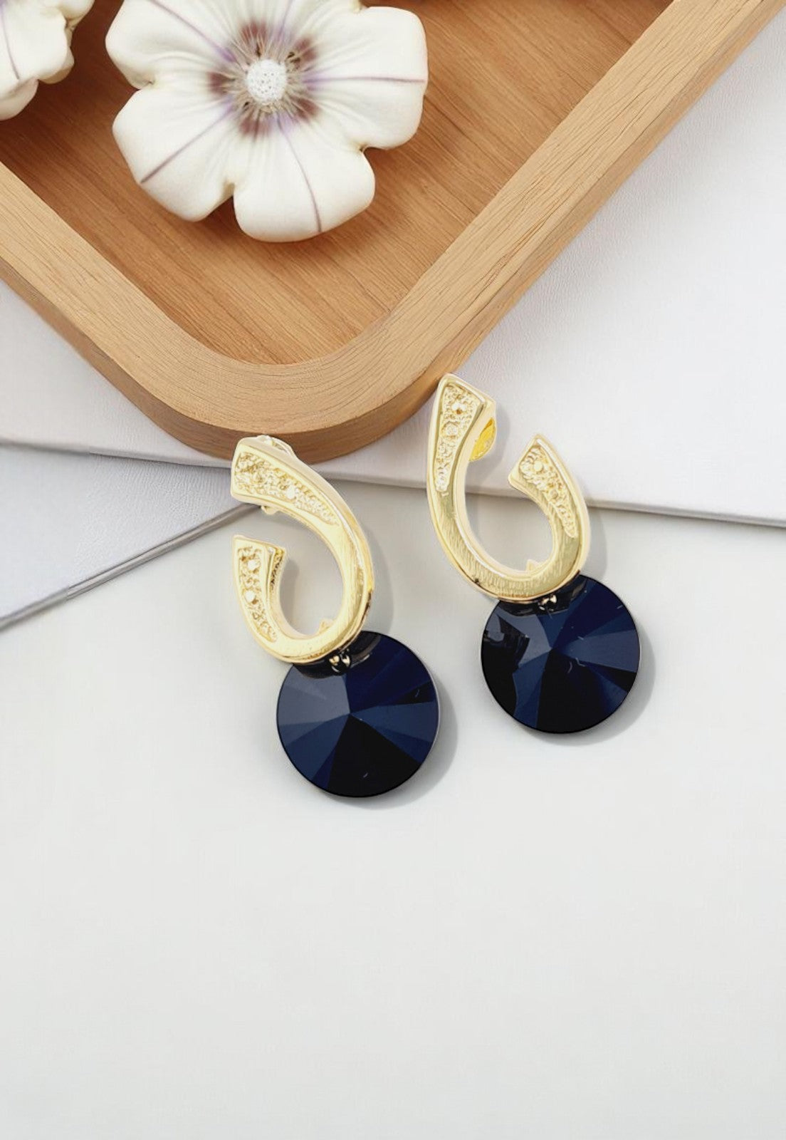 Aros Grace Gold 24K Cristal Genuino Jet