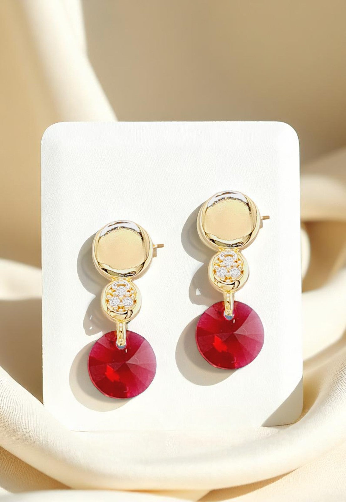 Aros Punto de Luz Gold 24K Cristal Genuino Scarlet