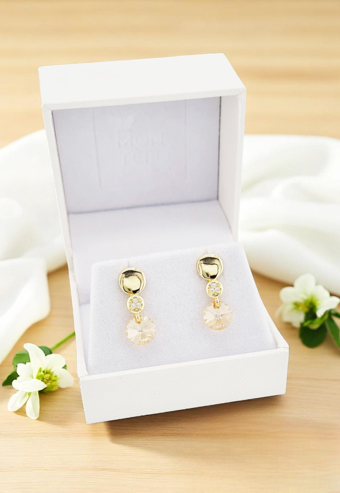 Aros Punto de Luz Gold 24K Cristal Genuino Golden Shadow