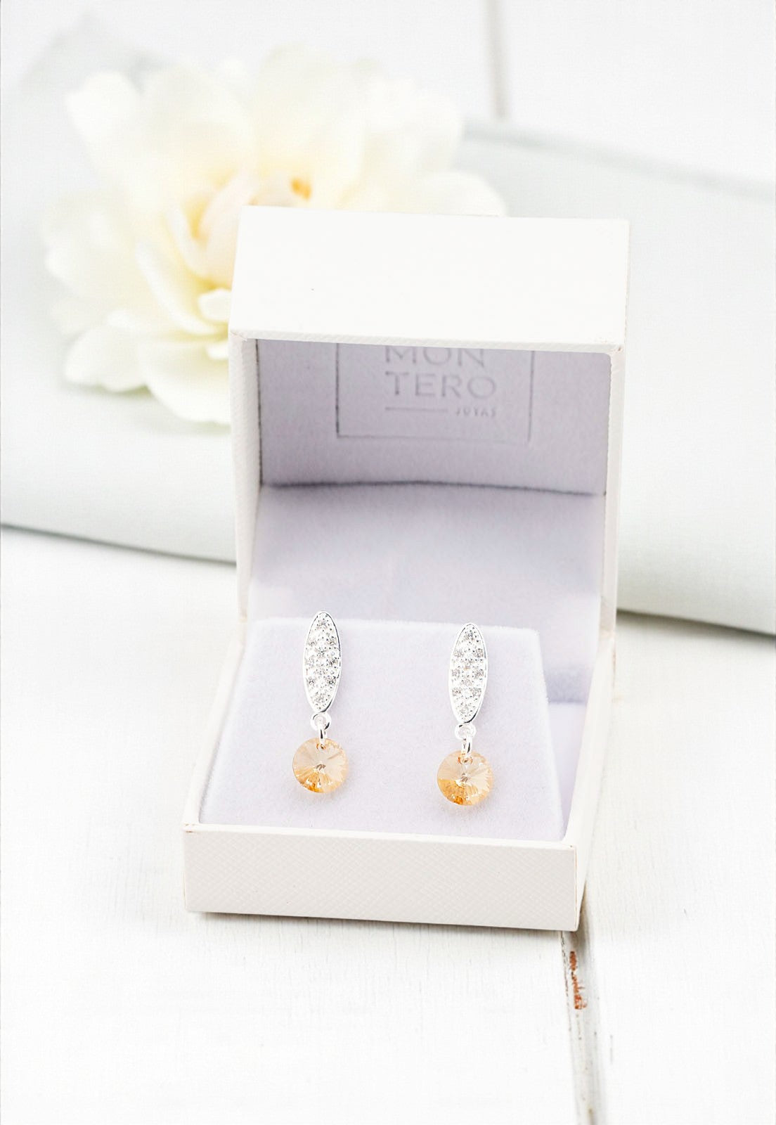 Aros Punto de Luz Baño de Oro Blanco Cristales Golden Shadow