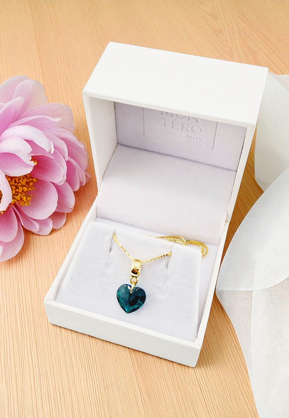 Collar Amor Gold 24K Cristal Genuino Emerald