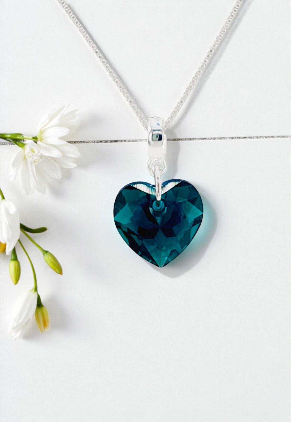 Collar Amor Baño Oro Blanco Cristal Genuino Emerald