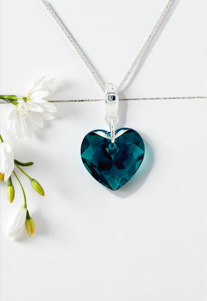 Collar Amor Baño Oro Blanco Cristal Genuino Emerald