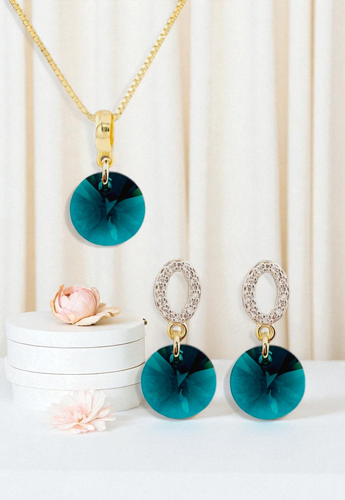 Conjunto Madrid Gold 24K Cristal Genuino Emerald