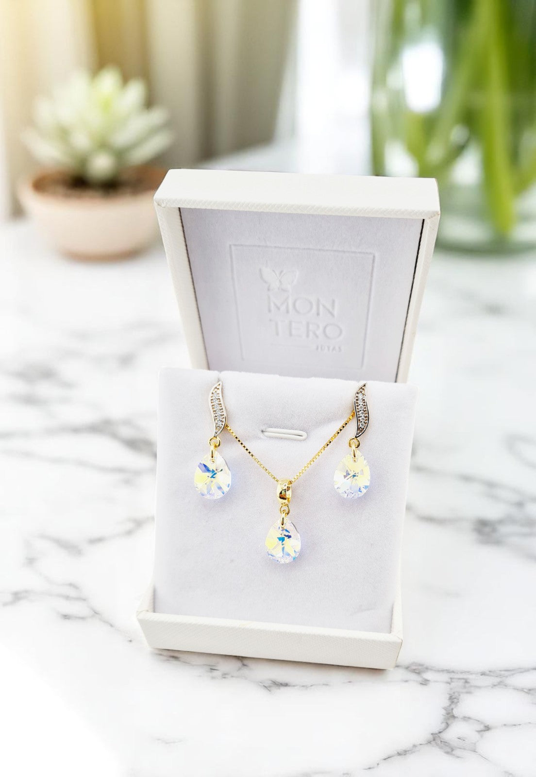 Conjunto Encanto Gold 24K Cristal Genuino Aurora Boreal