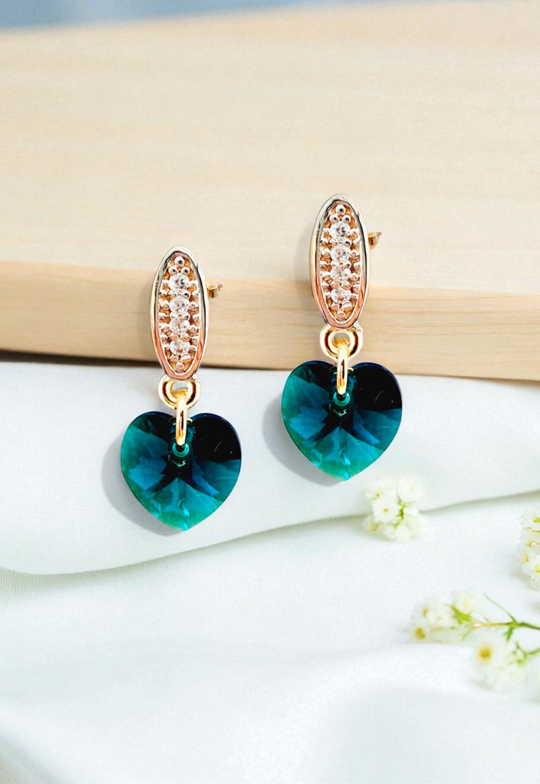 Aros Romance Gold 24K Cristal Genuino Emerald