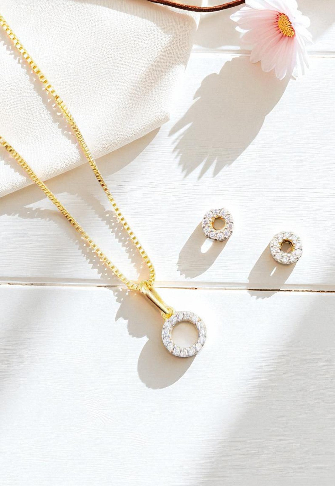 Conjunto Corona Gold 24k Microcircon