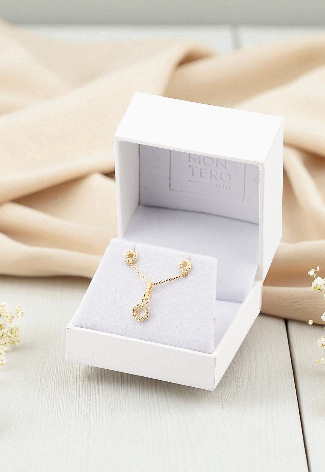 Conjunto Corona Gold 24k Microcircon