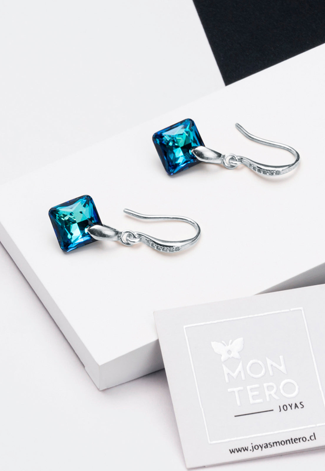 Aros Cristina Plata Italiana 925 y Cristales Genuinos Bermuda Blue