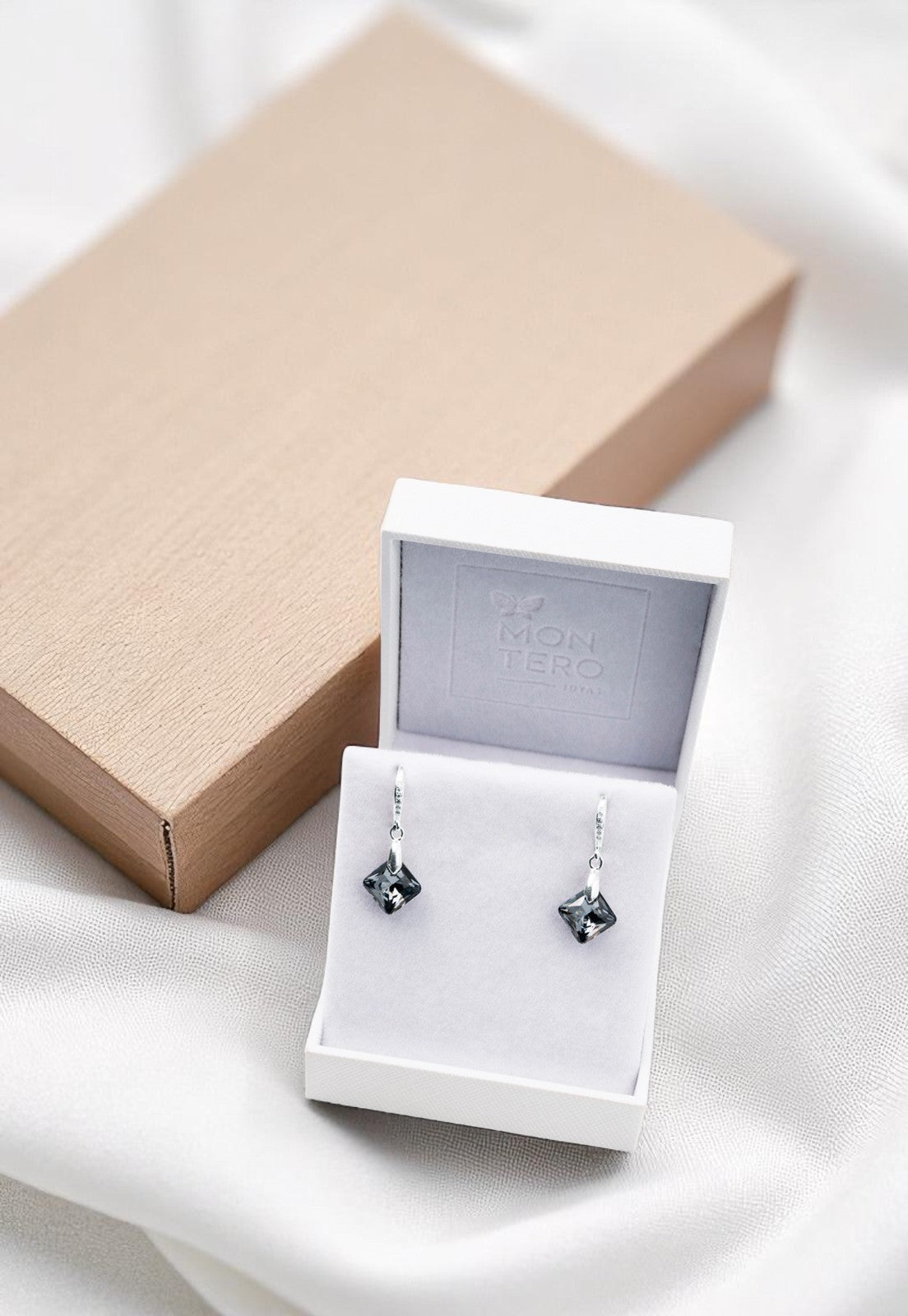 Aros Cristina Plata Italiana 925 y Cristales Genuinos Silver Night